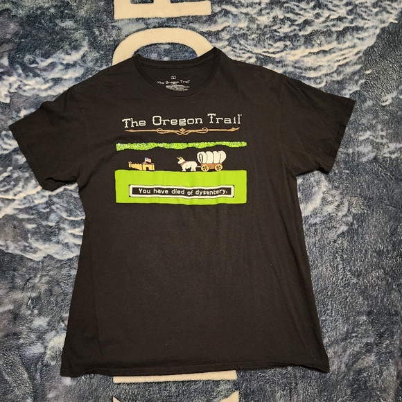 The Oregon Trail Black T-Shirt - Picture 1 of 4
